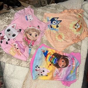 Size 2T bluey and Gabby’s dollhouse nightgowns